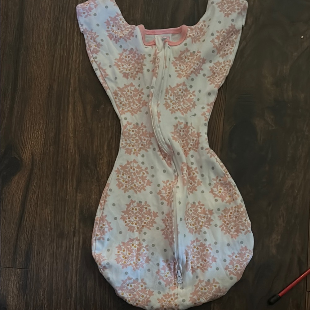 Floral Baby Swaddle with Zipper